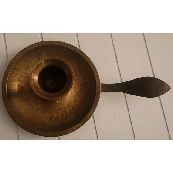 Trio Of Vintage Brass Candlesticks Holders Shiny, Hammered, MCM Atomic Holiday - Picture 5 of 8